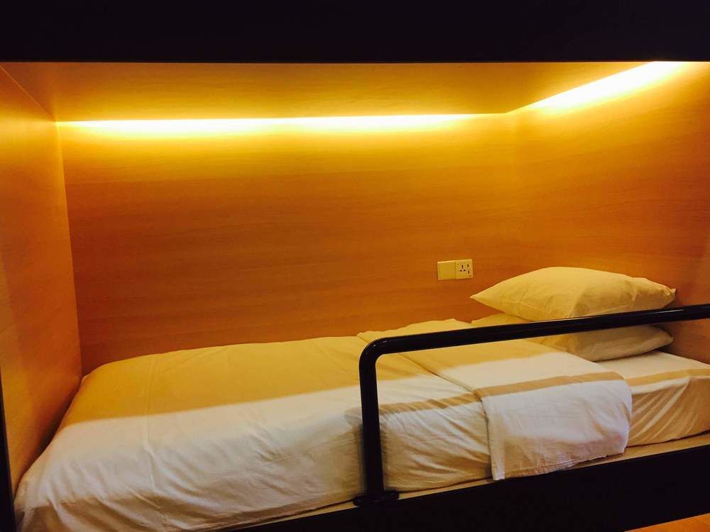 Отель Star Anise Boutique Capsules Коломбо Экстерьер фото