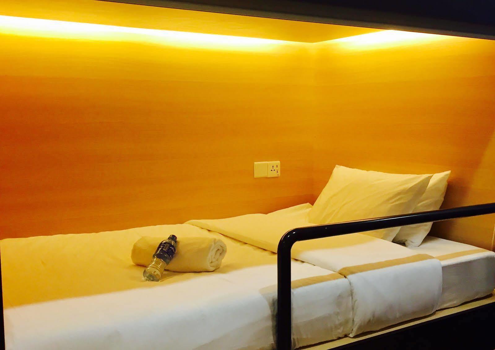 Отель Star Anise Boutique Capsules Коломбо Экстерьер фото